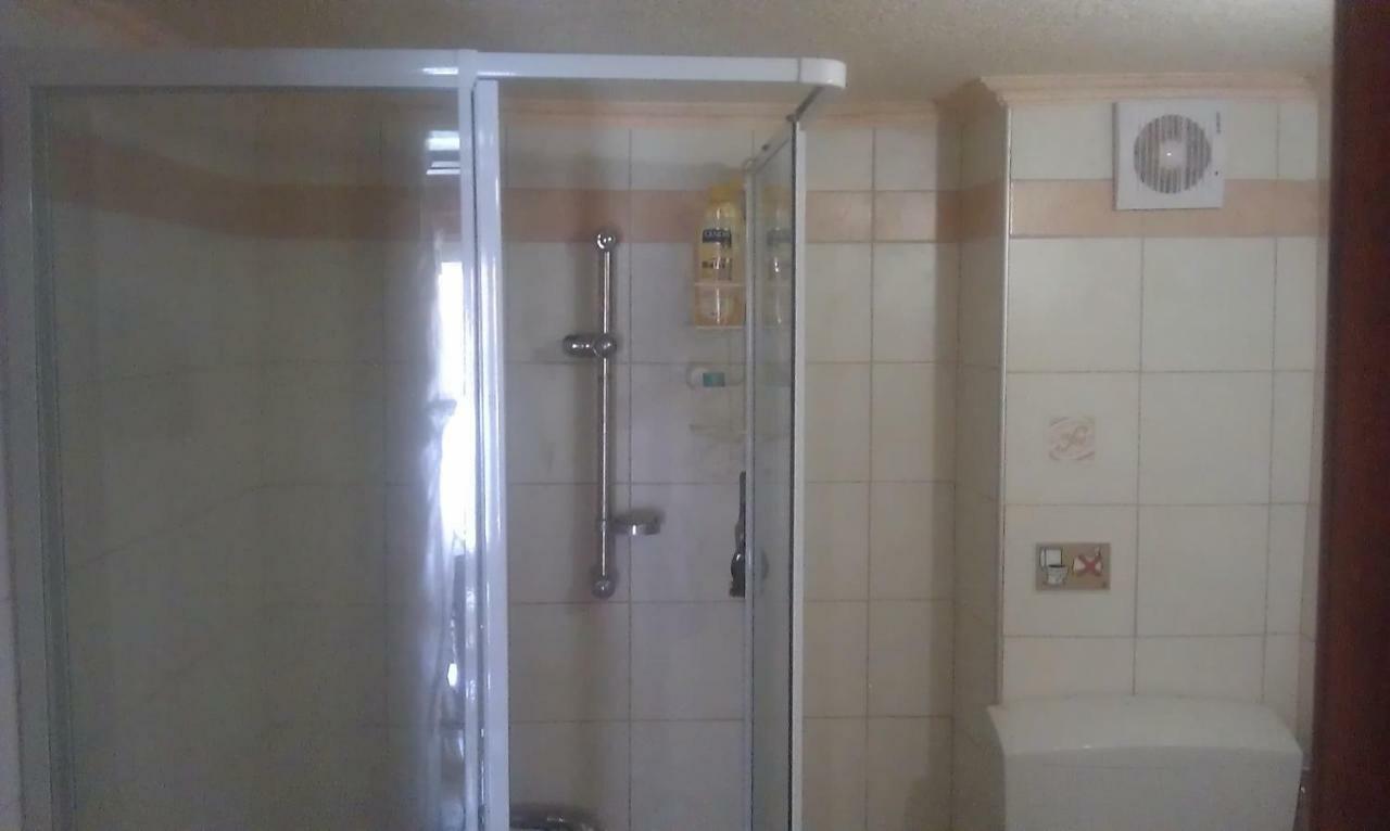 Apartment 60M From Sea! Nea Kallikrateia Kültér fotó